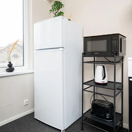 8 - Bright 2br Apartment, Near Centre, Airport Access Tallinn