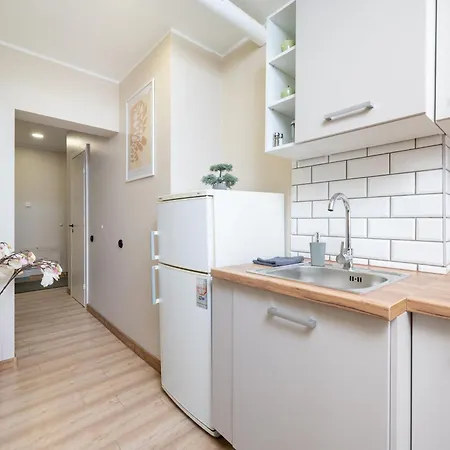 8 - Bright 2br Apartment, Near Centre, Airport Access * Tallinn