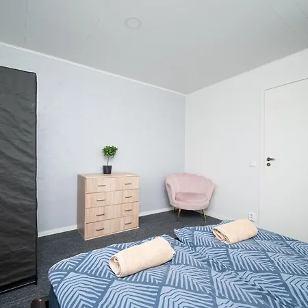 Apartment 8 - Bright 2br Apartment, Near Centre, Airport Access Tallinn